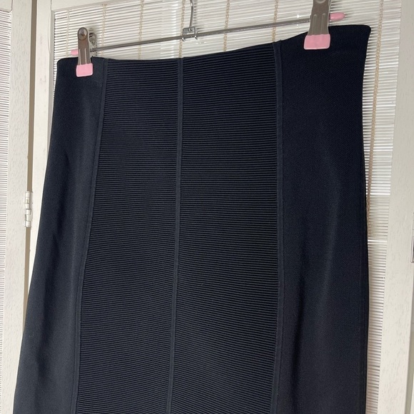 Ralph Lauren Black Label Ribbed Skirt Size S Has Stretch Thick Material - Picture 4 of 6
